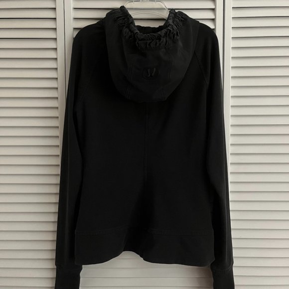 Lululemon Back To Class Jacket Black size 8 rare - Picture 5 of 8